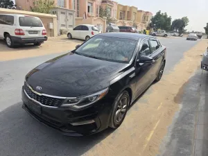 2020 كيا أوبتيما LX