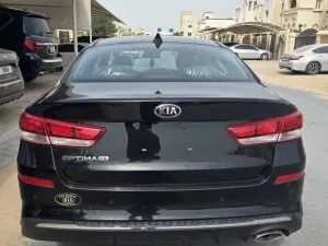 2020 كيا أوبتيما LX