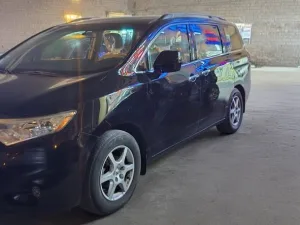 2016 Nissan Quest SV