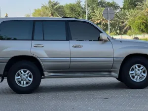 2000 لكزس آل آس ٤٠٠ No Trim
