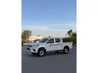 2020 Toyota Hilux in Dubai used car
