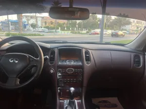2017 Infiniti QX70 V6