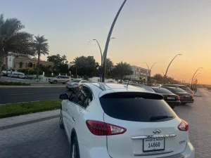 2017 Infiniti QX70 V6