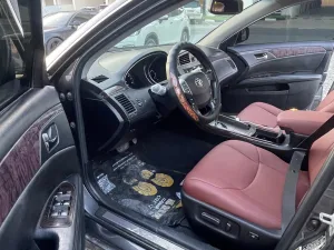 2012 Toyota Avalon Exclusive