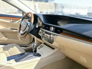 2013 Lexus ES ES300h