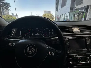 2017 Volkswagen Passat R