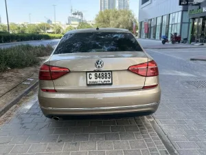 2017 Volkswagen Passat R
