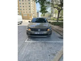 2017 Volkswagen Passat in Dubai used car