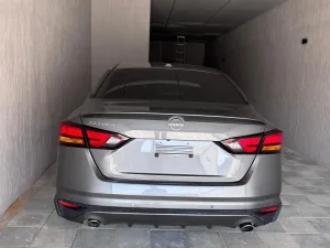 2025 نيسان آلتيما SV