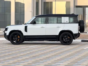 2020 Land Rover Defender 110 X-Dynamic