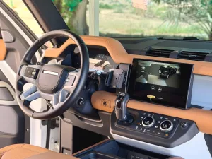 2024 Land Rover Defender 110 HSE