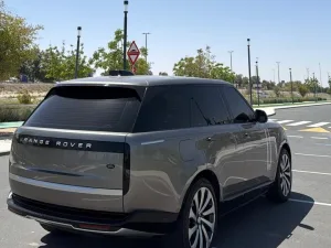 2022 Land Rover Range Rover Autobiography