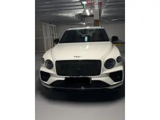 2022 Bentley Bentayga in Dubai used car