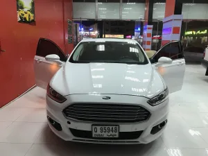 2015 فورد فيجن Titanium