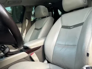 2014 كاديلاك اكس تي اس Luxury