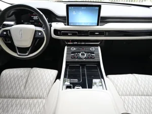 2023 Lincoln Aviator Black Label