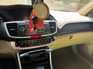 2016 هوندا أكورد Sport Special Edition