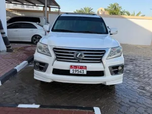 2013 Lexus LX 570 No Trim