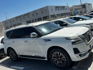 2013 Nissan Patrol LE T2