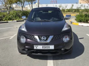 2016 نيسان جوك SL