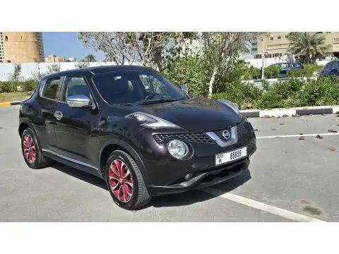 2016 نيسان جوك SL