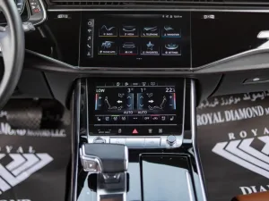 2023 اودي كيو ٨ Premium Plus