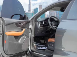 2023 اودي كيو ٨ Premium Plus