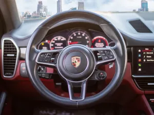 2023 بورش كاين V6
