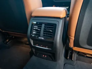 2024 بي أم دابليو اكس - 4 XDrive30i