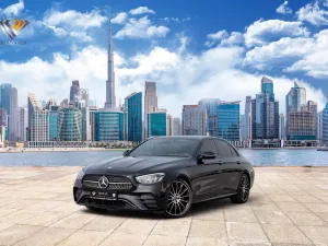 Mercedes E300 2023