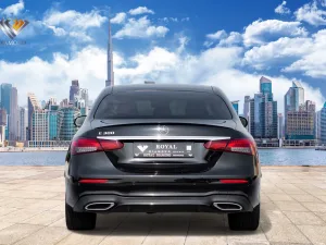 2023 مرسيدس-بنز الفئة - E E300