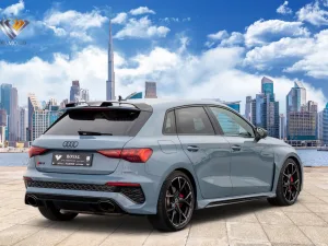 2024 اودي ار اس ٣ No Trim