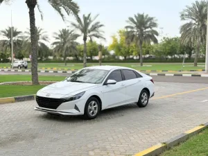 2023 Hyundai Elentra SEL