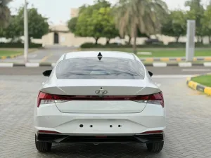 2023 Hyundai Elentra SEL