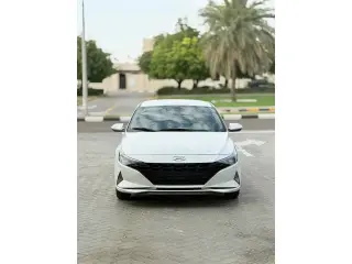 2023 Hyundai Elentra في Dubai سيارة مستعملة