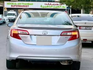 2014 Toyota Camry Hybrid XLE:
