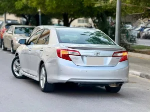 2014 Toyota Camry Hybrid XLE: