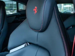 2024 فيراري بوروسانجي Base