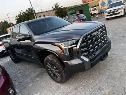 2022 تويوتا تندرا Platinum