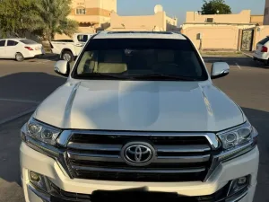 2010 تويوتا لاند كروزر VXR