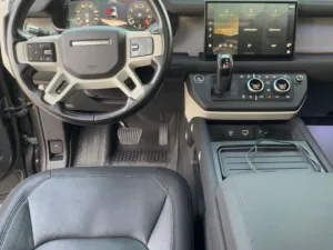 2022 Land Rover Defender 110 SW
