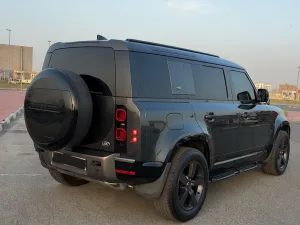 2022 Land Rover Defender 110 SW