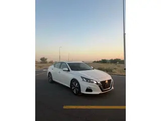 2020 Nissan Altima في Sharjah سيارة مستعملة