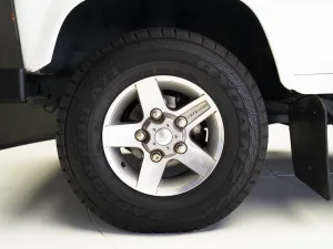 2015 Land Rover Defender 90