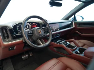 2024 Porsche Cayenne S