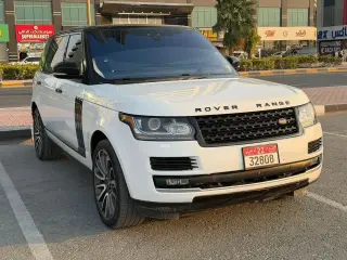 2017 Land Rover Range Rover in Sharjah used car