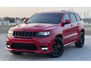 2017 Jeep Grand Cherokee في Dubai سيارة مستعملة
