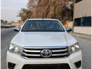 2022 تويوتا هايلوكس GLX