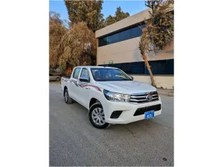 2022 Toyota Hilux in Sharjah used car