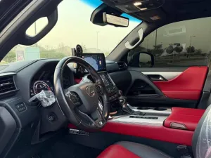 2022 لكزس ال اكس ٦٠٠ Premium
